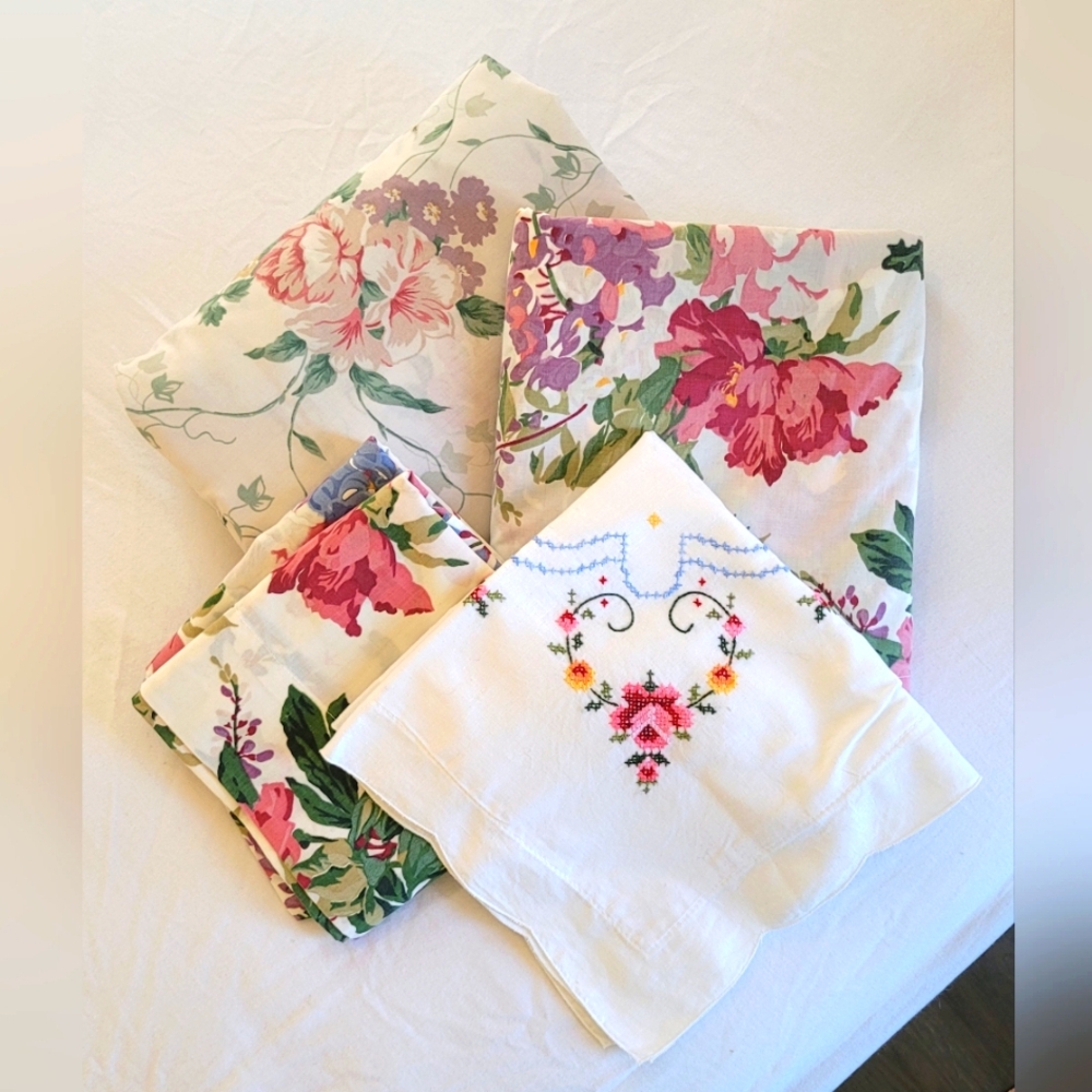 Vintage Double / Full Size 5pc Bedding Curation - Picture 11 of 12